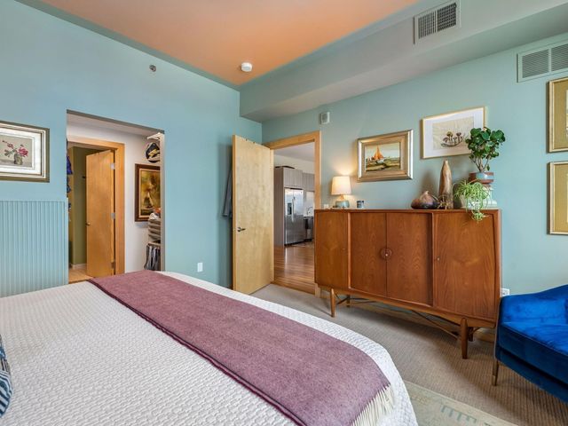 1240 S 2nd Street 828, Minneapolis, MN 55415