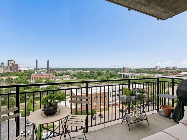 1240 S 2nd Street 828, Minneapolis, MN 55415