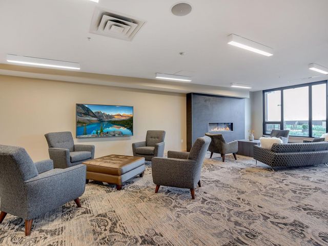 1240 S 2nd Street 828, Minneapolis, MN 55415