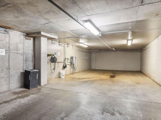 1240 S 2nd Street 828, Minneapolis, MN 55415