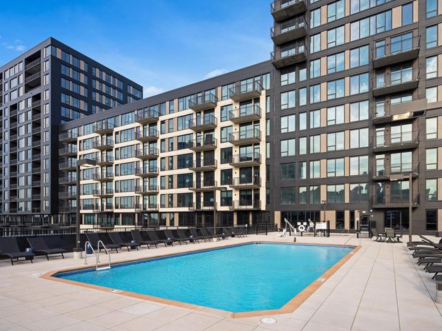 1240 S 2nd Street 828, Minneapolis, MN 55415