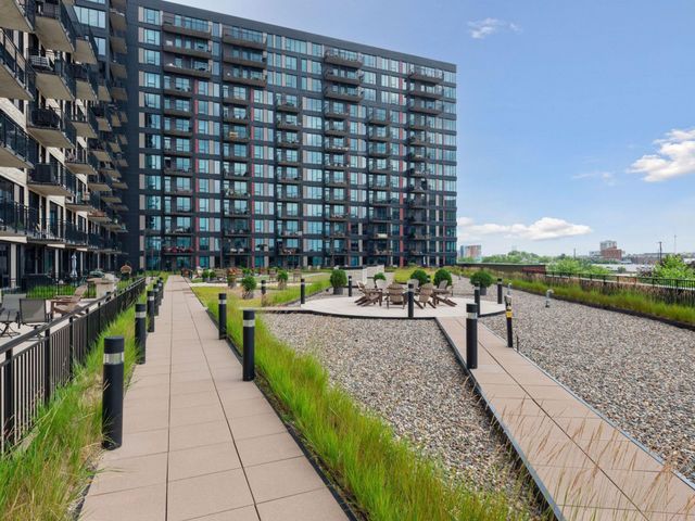 1240 S 2nd Street 828, Minneapolis, MN 55415