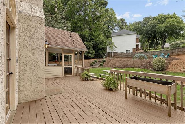 3069 Hillside Trail NE, Marietta, GA 30066