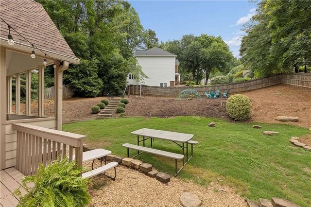3069 Hillside Trail NE, Marietta, GA 30066