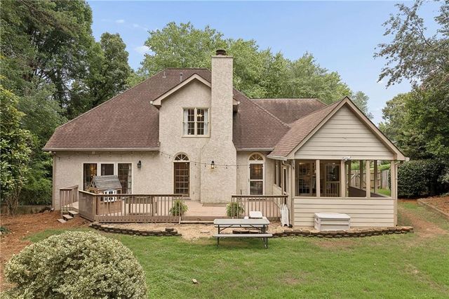 3069 Hillside Trail NE, Marietta, GA 30066