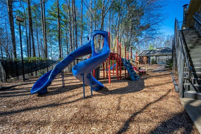 3069 Hillside Trail NE, Marietta, GA 30066
