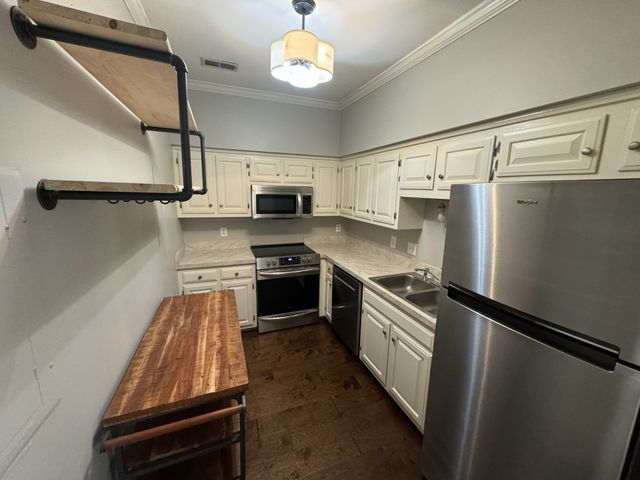 117 Matthew Ln, Nashville, TN 37215