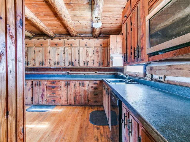 12694 Green Oak Drive, Choctaw, OK 73020