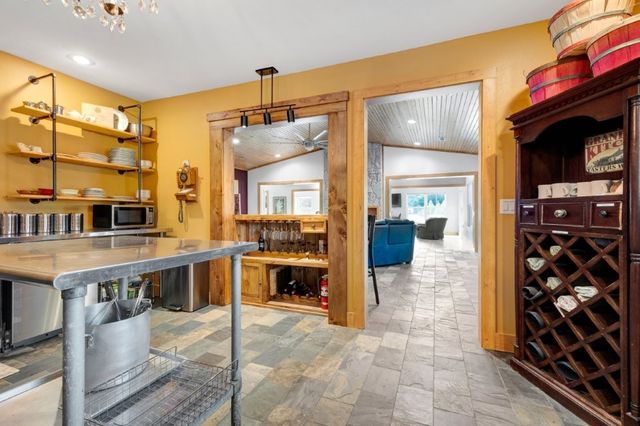 21588 S Highway 71, Winslow, AR 72959