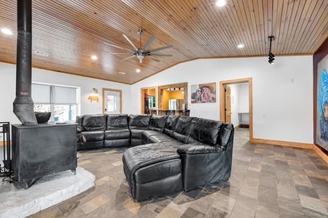 21588 S Highway 71, Winslow, AR 72959