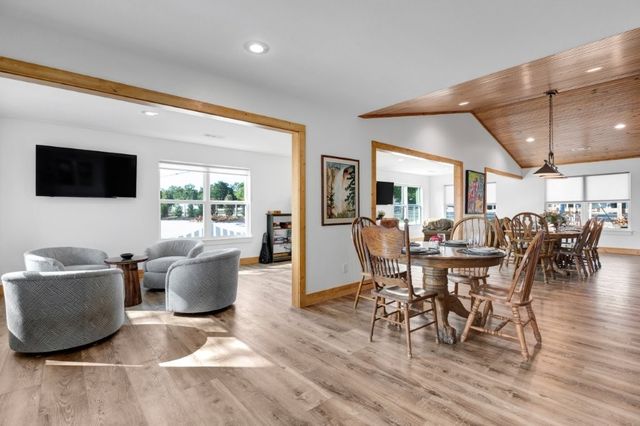 21588 S Highway 71, Winslow, AR 72959