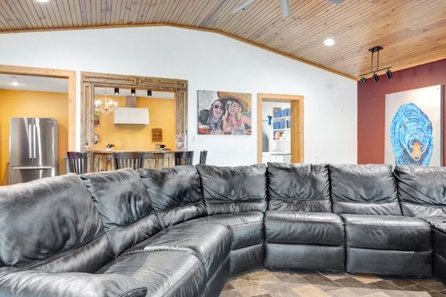 21588 S Highway 71, Winslow, AR 72959