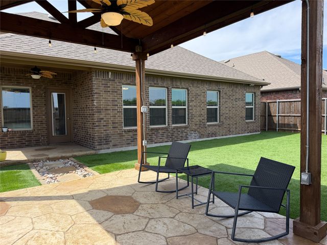 929 Philadelphia Street, Fate, TX 75189