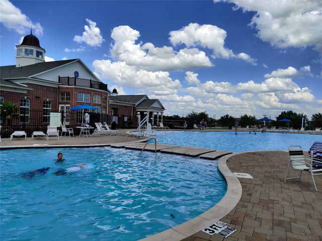 929 Philadelphia Street, Fate, TX 75189