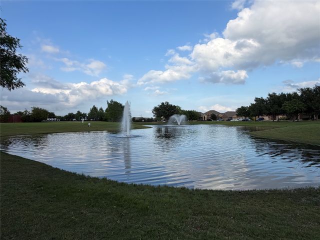 929 Philadelphia Street, Fate, TX 75189