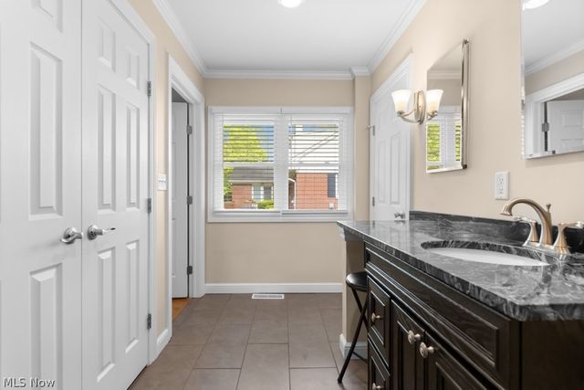 1319 Glamorgan Street, Alliance, OH 44601