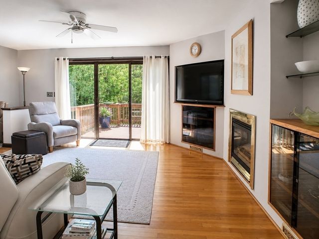 6 Gary Dr, Mattapoisett, MA 02739