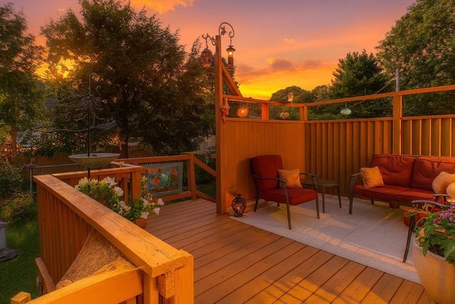 6 Gary Dr, Mattapoisett, MA 02739