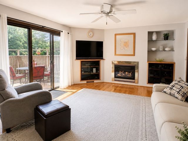 6 Gary Dr, Mattapoisett, MA 02739
