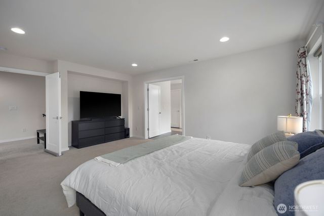 21318 130th Avenue SE, Kent, WA 98031