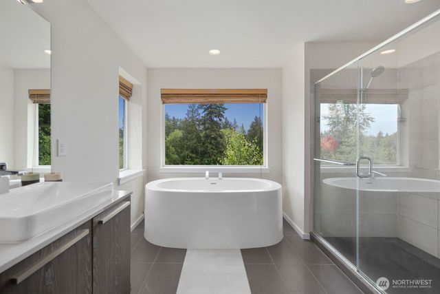 21318 130th Avenue SE, Kent, WA 98031