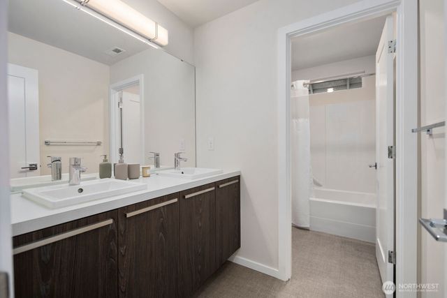 21318 130th Avenue SE, Kent, WA 98031