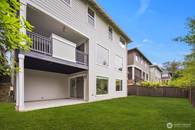 21318 130th Avenue SE, Kent, WA 98031
