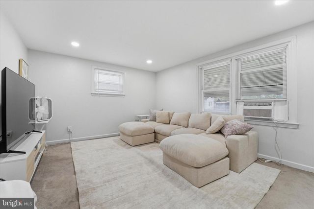 4241 ALDINE ST, Philadelphia, PA 19136