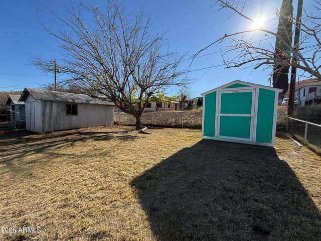 91 NEPTUNE Avenue, Bisbee, AZ 85603