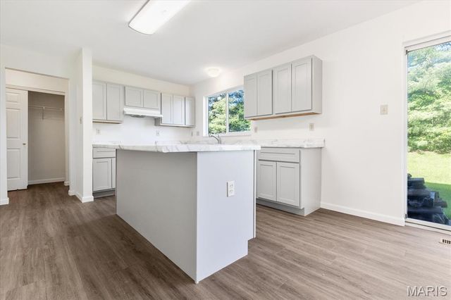 16987 Hickory Forest Lane, Wildwood, MO 63011