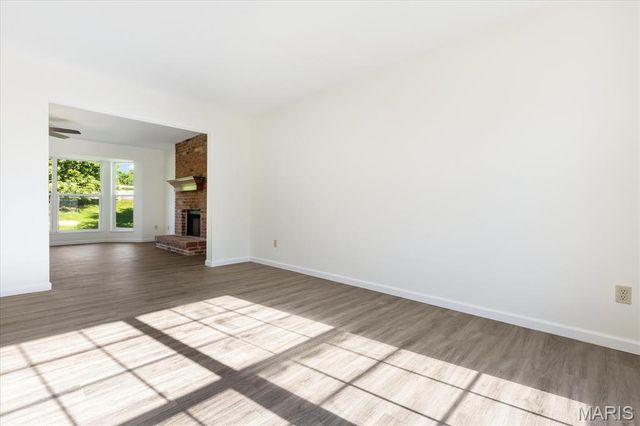 16987 Hickory Forest Lane, Wildwood, MO 63011