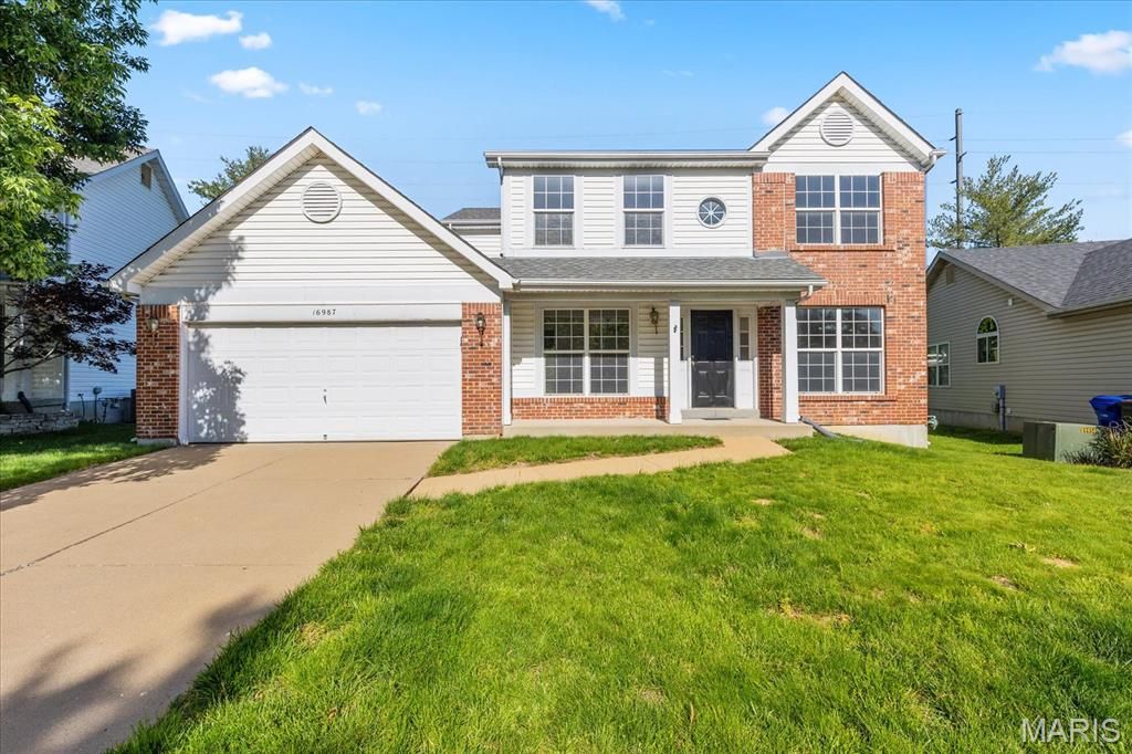 16987 Hickory Forest Lane, Wildwood, MO 63011
