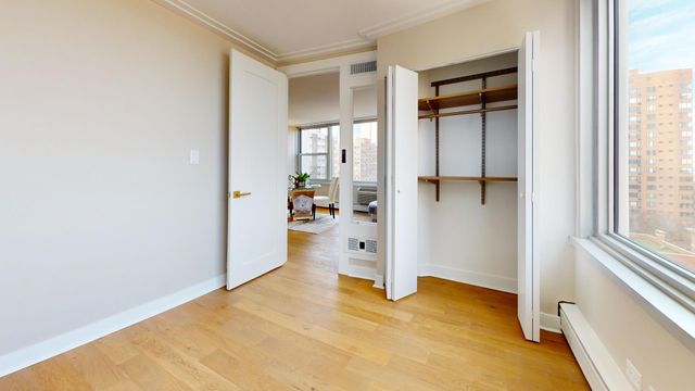 336 W Wellington Avenue 1104, Chicago, IL 60657