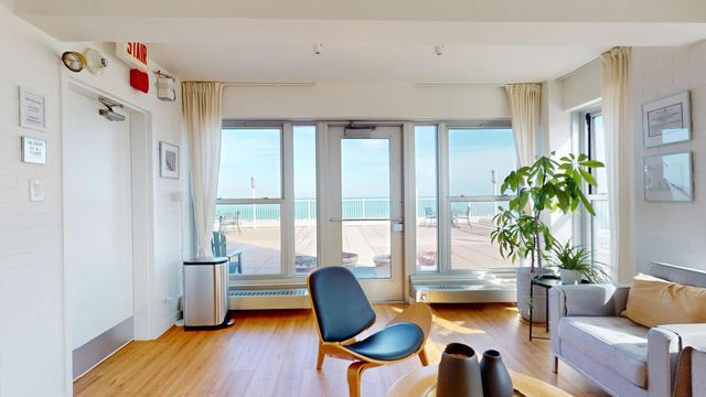 336 W Wellington Avenue 1104, Chicago, IL 60657