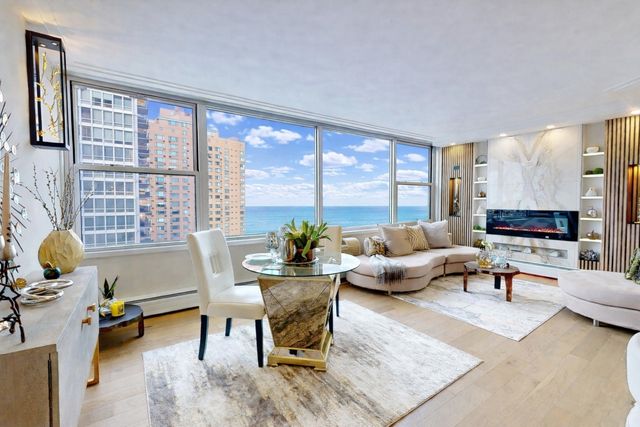 336 W Wellington Avenue 1104, Chicago, IL 60657