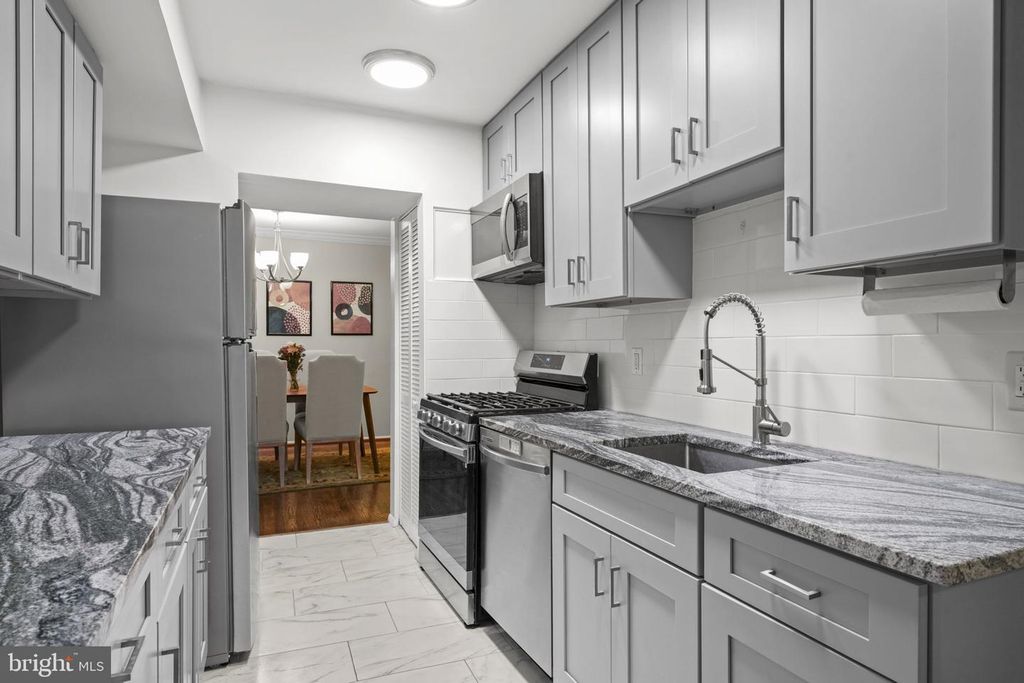 Image 1 of property listing at 11220 CHERRY HILL RD #254, Beltsville, MD 20705