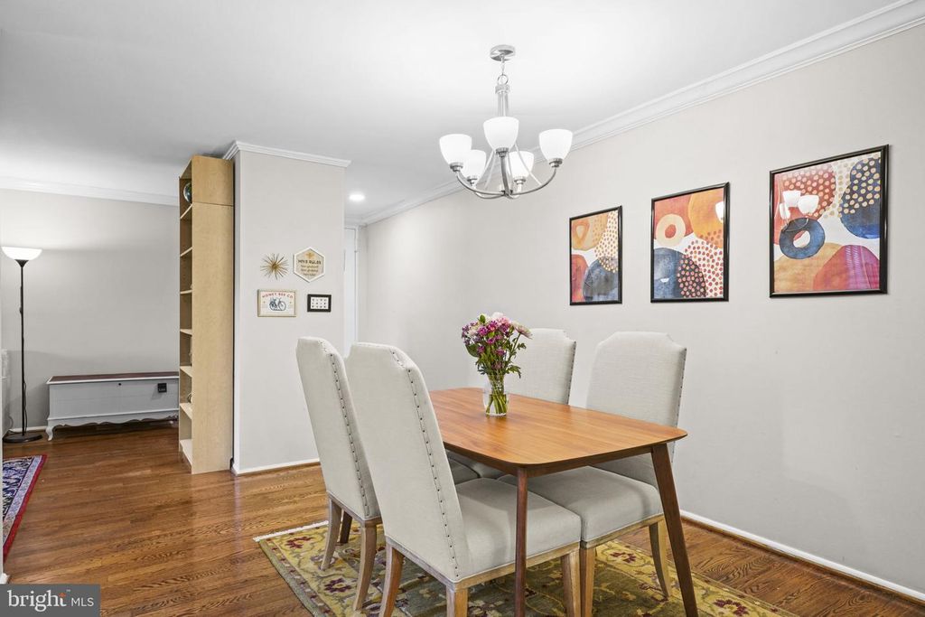 Image 9 of property listing at 11220 CHERRY HILL RD #254, Beltsville, MD 20705