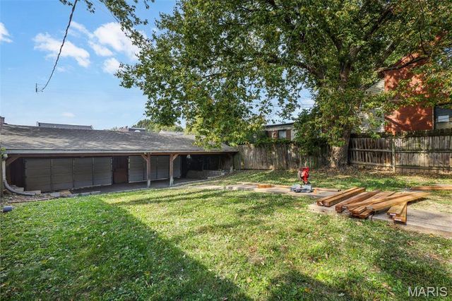 3319 S 18th Street C, St Louis, MO 63118