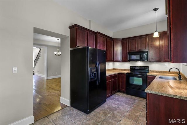 3319 S 18th Street C, St Louis, MO 63118