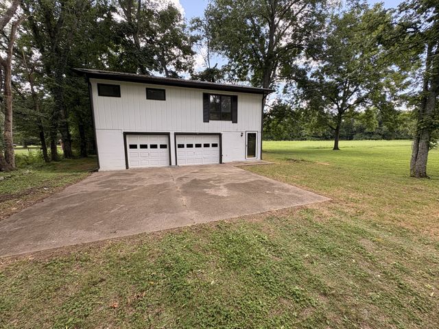 114 Tollgate Rd, Pulaski, TN 38478