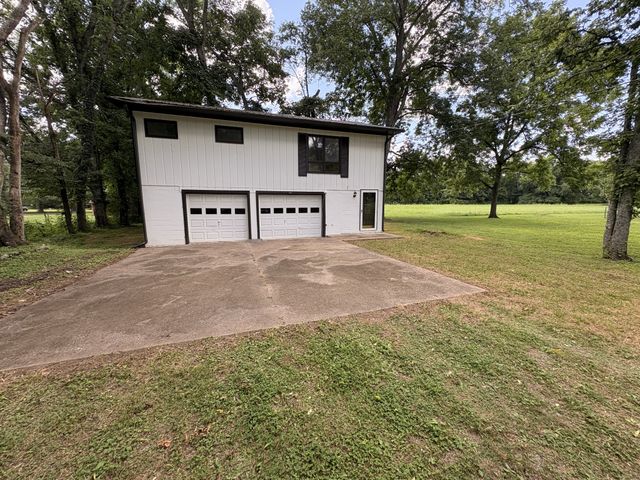 114 Tollgate Rd, Pulaski, TN 38478