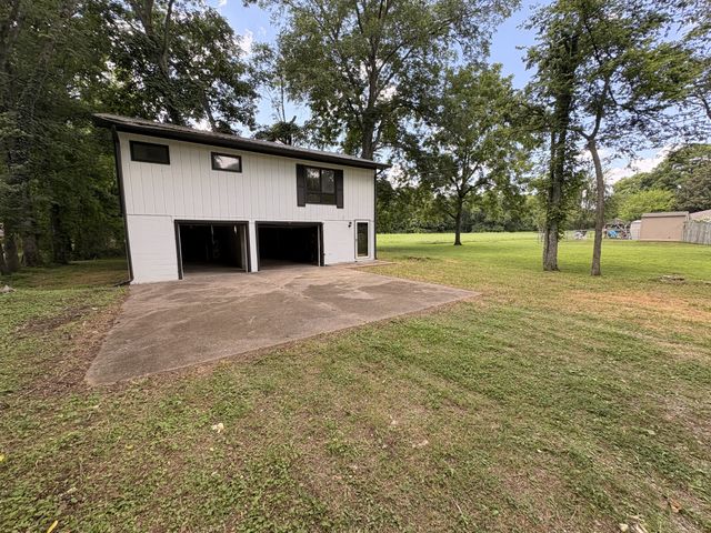 114 Tollgate Rd, Pulaski, TN 38478