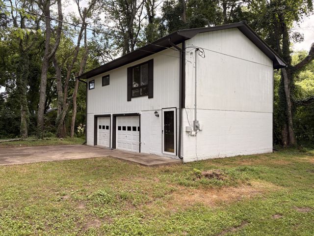 114 Tollgate Rd, Pulaski, TN 38478