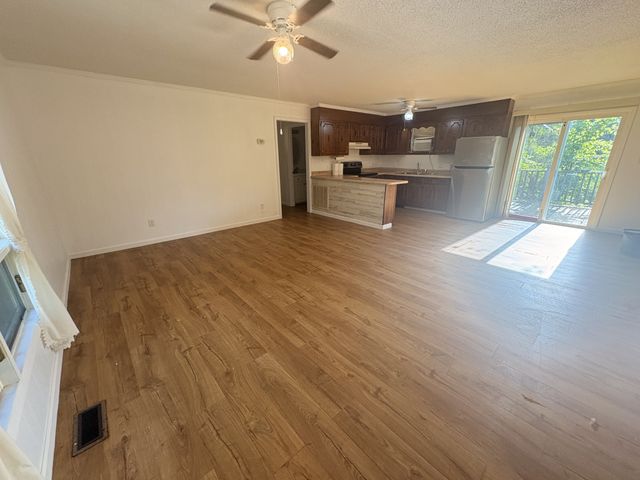 114 Tollgate Rd, Pulaski, TN 38478