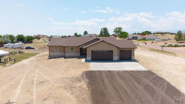2094 W Woodstock Pl, Pueblo West, CO 81007