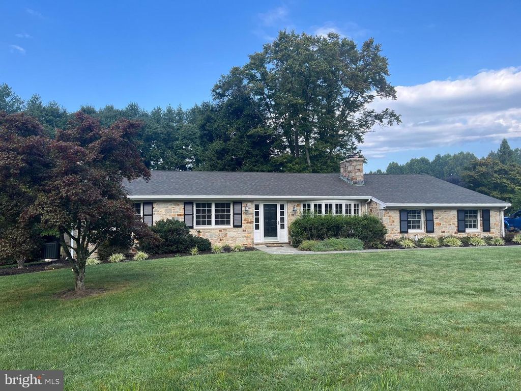 3 WINDEMERE PKWY, Phoenix, MD 21131