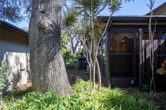 1684 FRY COURT, Dunedin, FL 34698