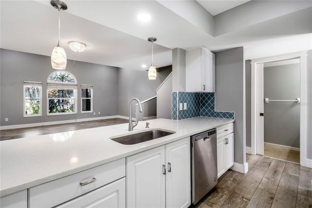 1684 FRY COURT, Dunedin, FL 34698