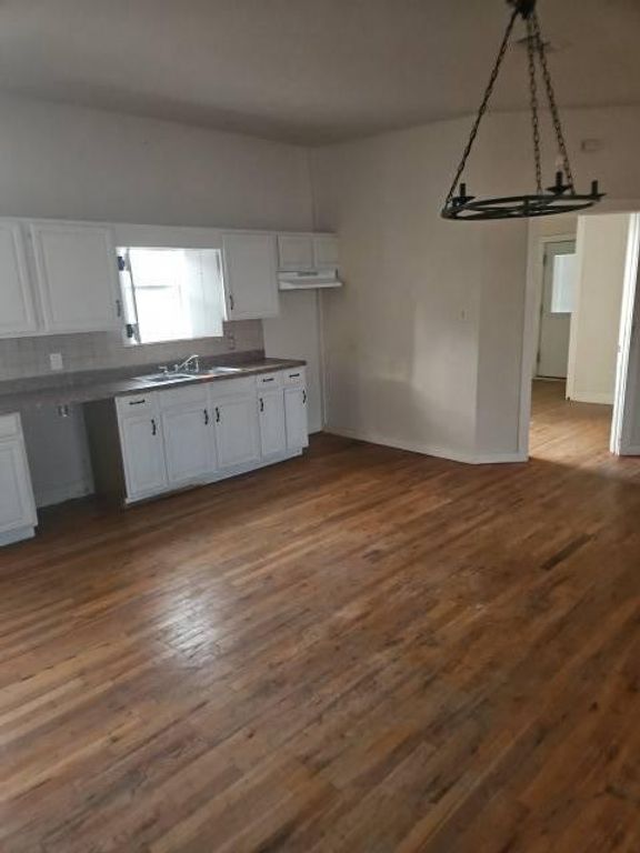 Image 7 of property listing at 1310 N 7th St, Ballinger, TX 76821