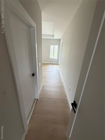 68125 Lake Angela Drive, Richmond, MI 48062